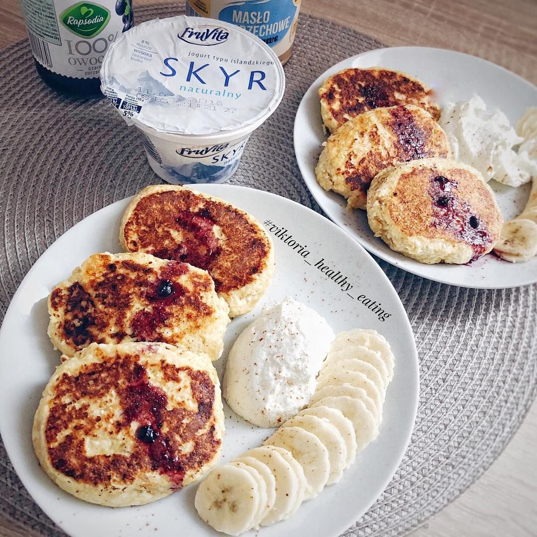 Красивый завтрак с сырниками