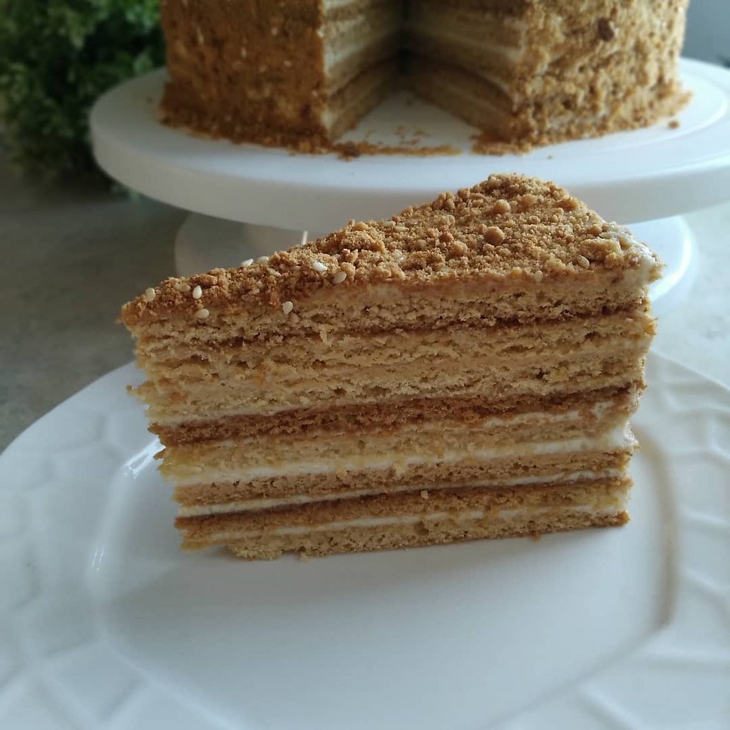 Торт с медовыми коржами