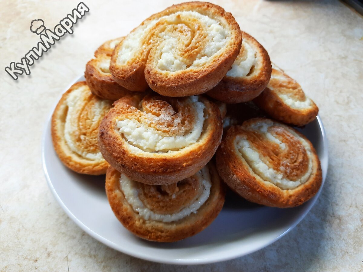Творожные улитки со сгущенкой