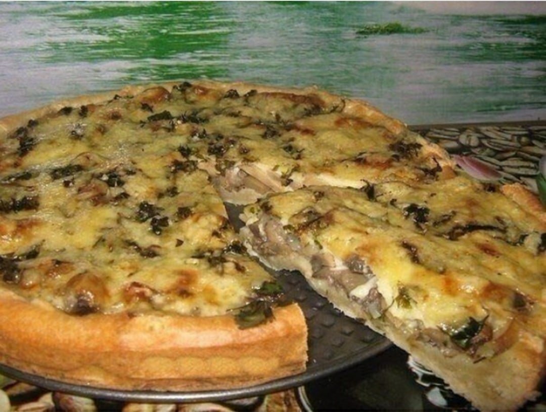 Кулебяка с фаршем и картошкой