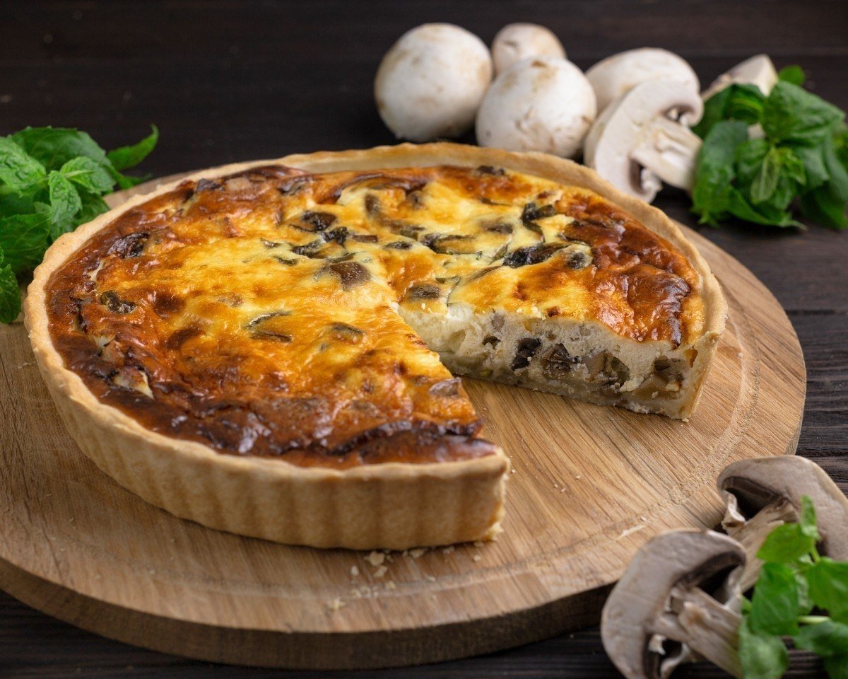 КИШ С грибами и картошкой