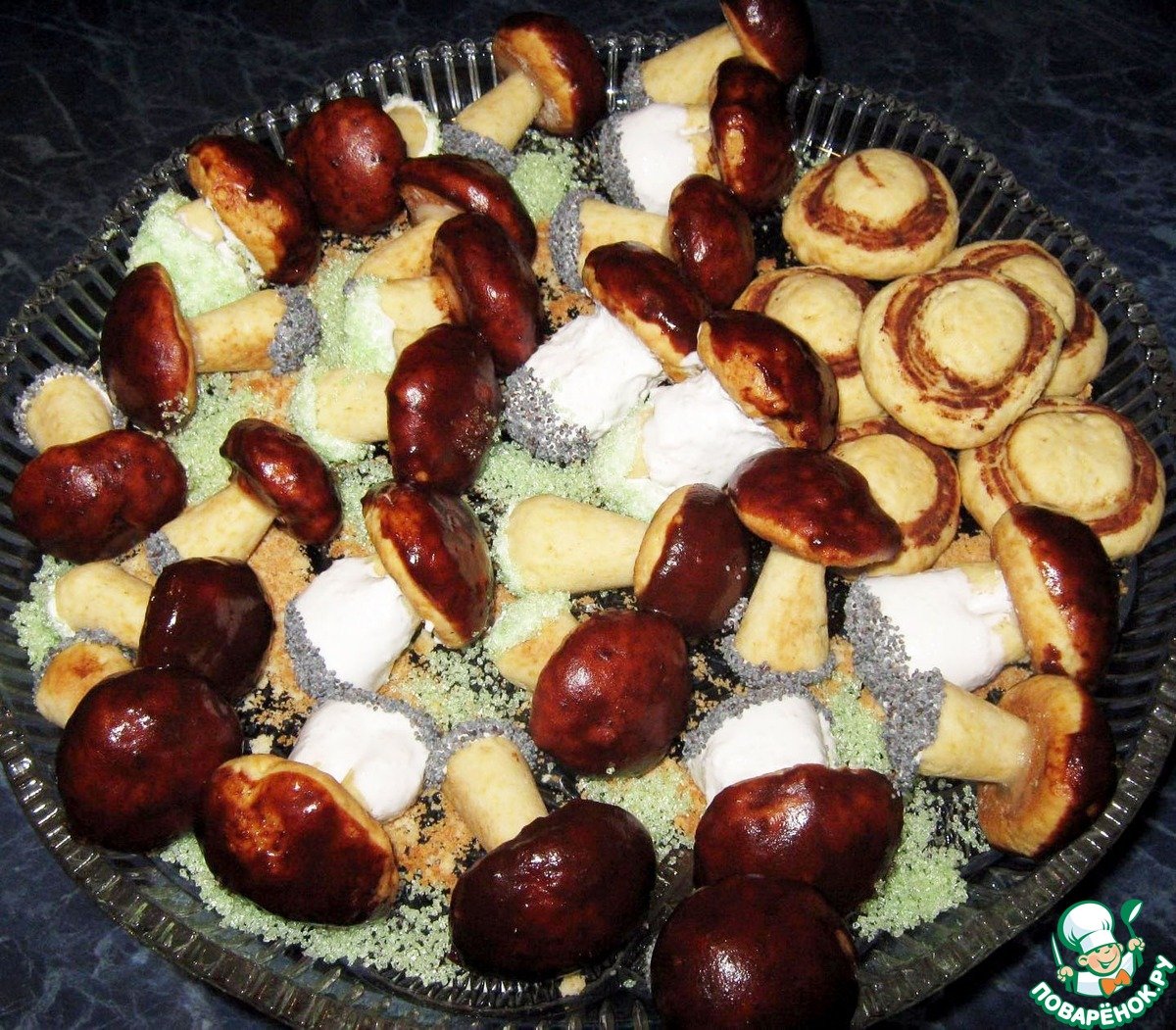 Песочное печенье грибочки