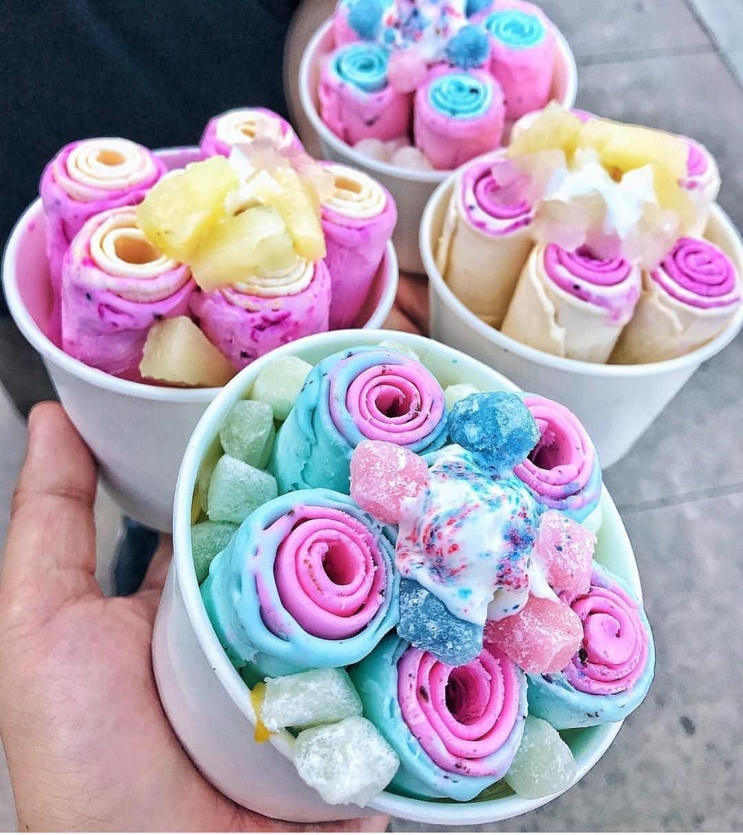 Жареное ролл мороженое