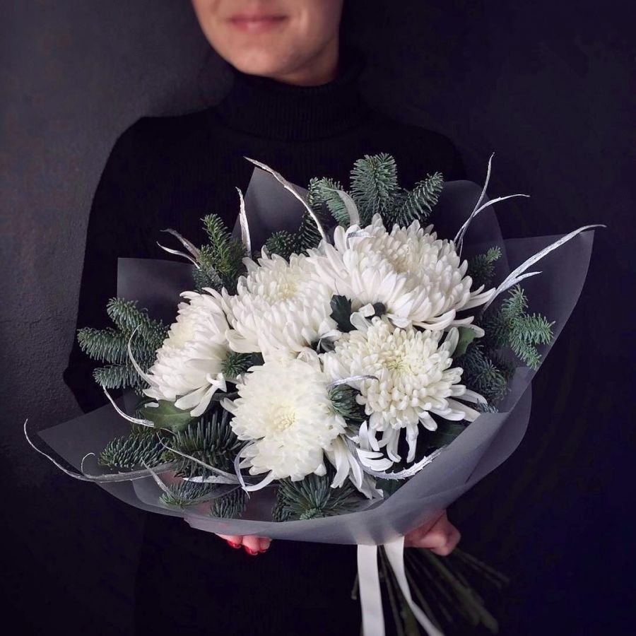 Одноголлвые желуте хоизантемы