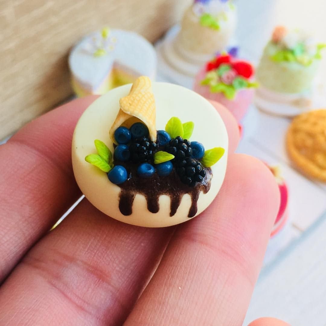 Миниатюра из полимерной глины