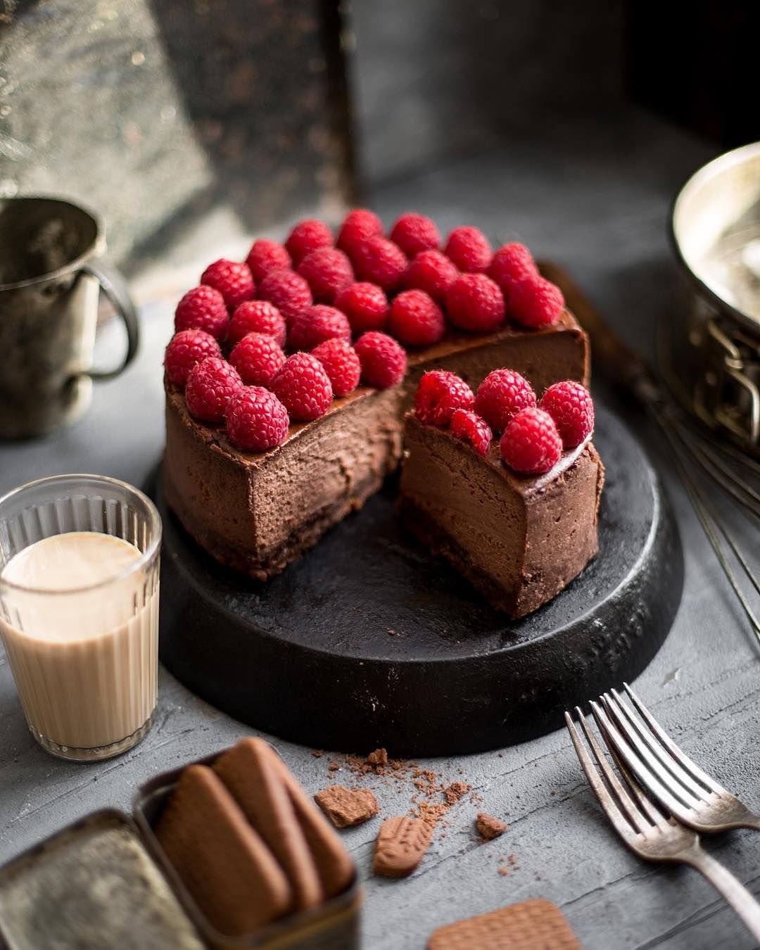 Brook whole Cake