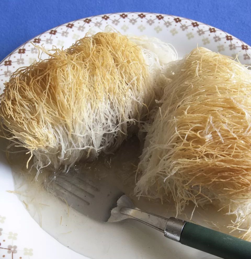 Греческий десерт катаифи