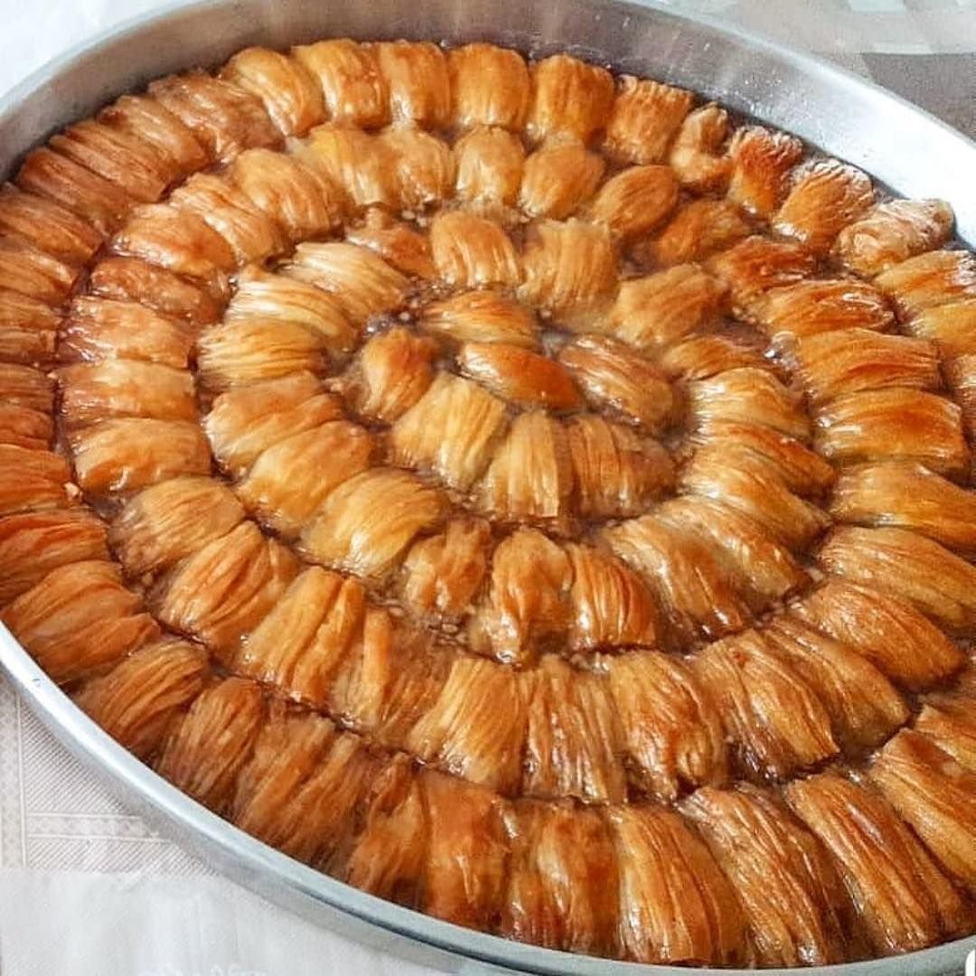 Турецкая выпечка мясные гнезда