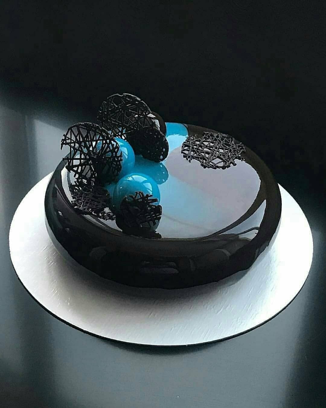 Кофе и пирожное