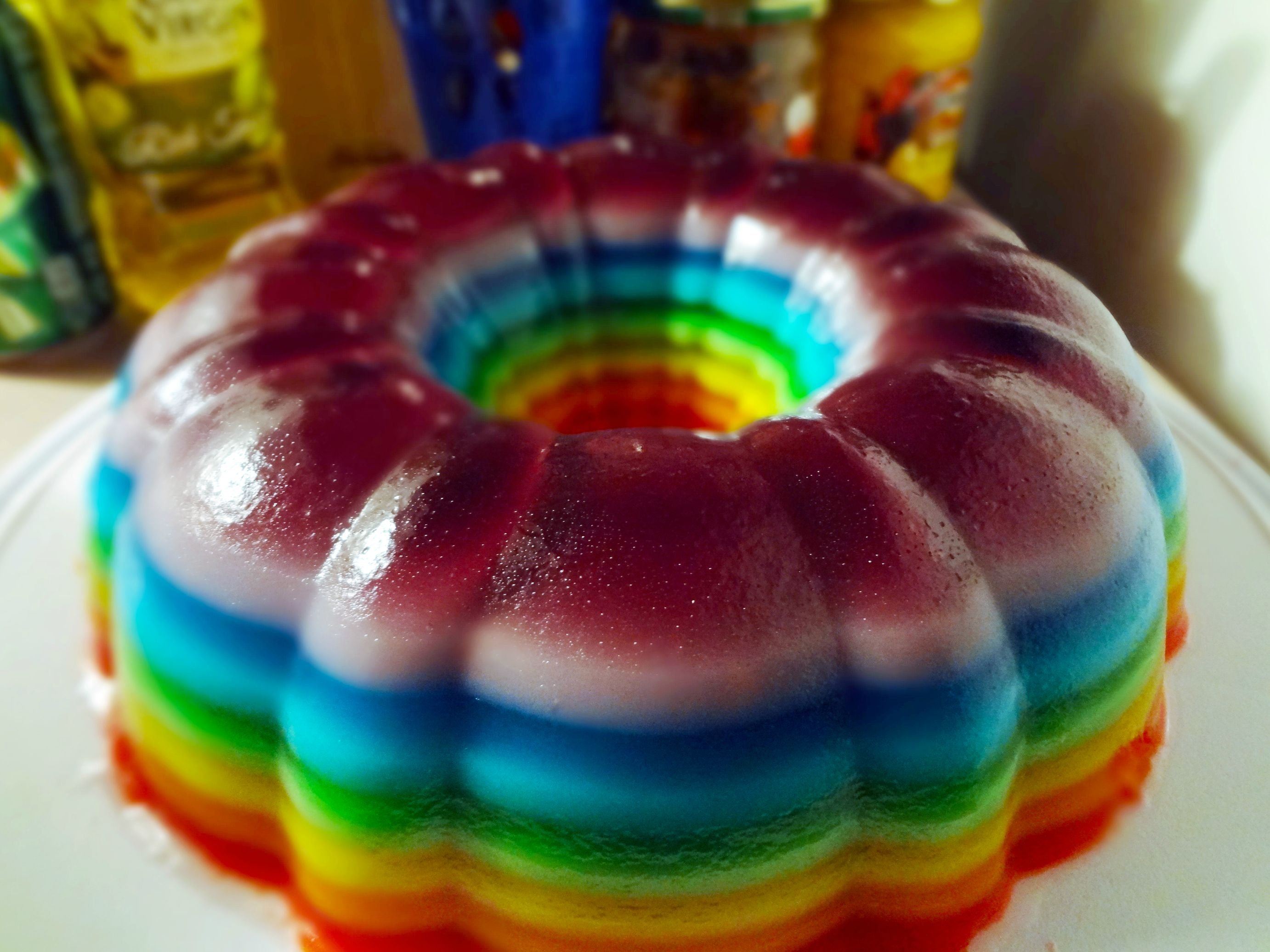 Желе готовое. Желе. Разноцветное желе. Разноцветный ЖЕЛЕЙНЫЙ торт. Многослойное желе.