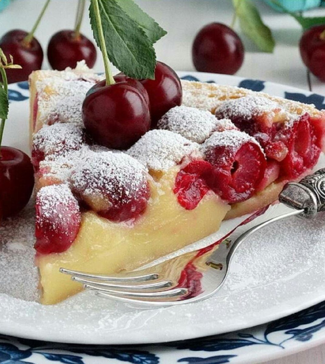 Вишневый клафути
