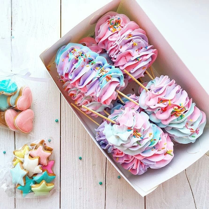 Меренга в коробочке