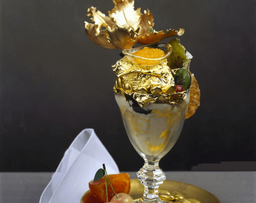 Сандей «Frrrozen Haute Chocolate», $25000