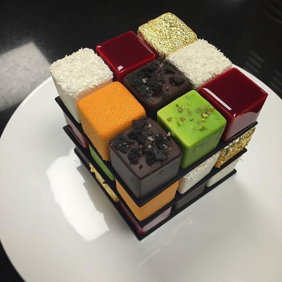 Десерт кубик рубик