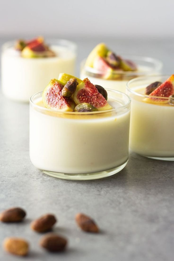 Сливочный десерт panna Cotta