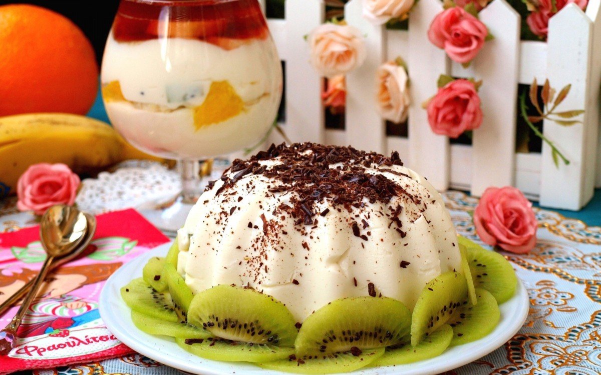 Творожный десерт с орехами