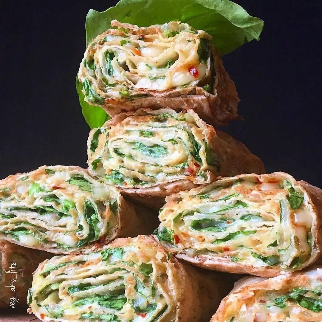 Конвертики из лаваша с сыром и ветчиной