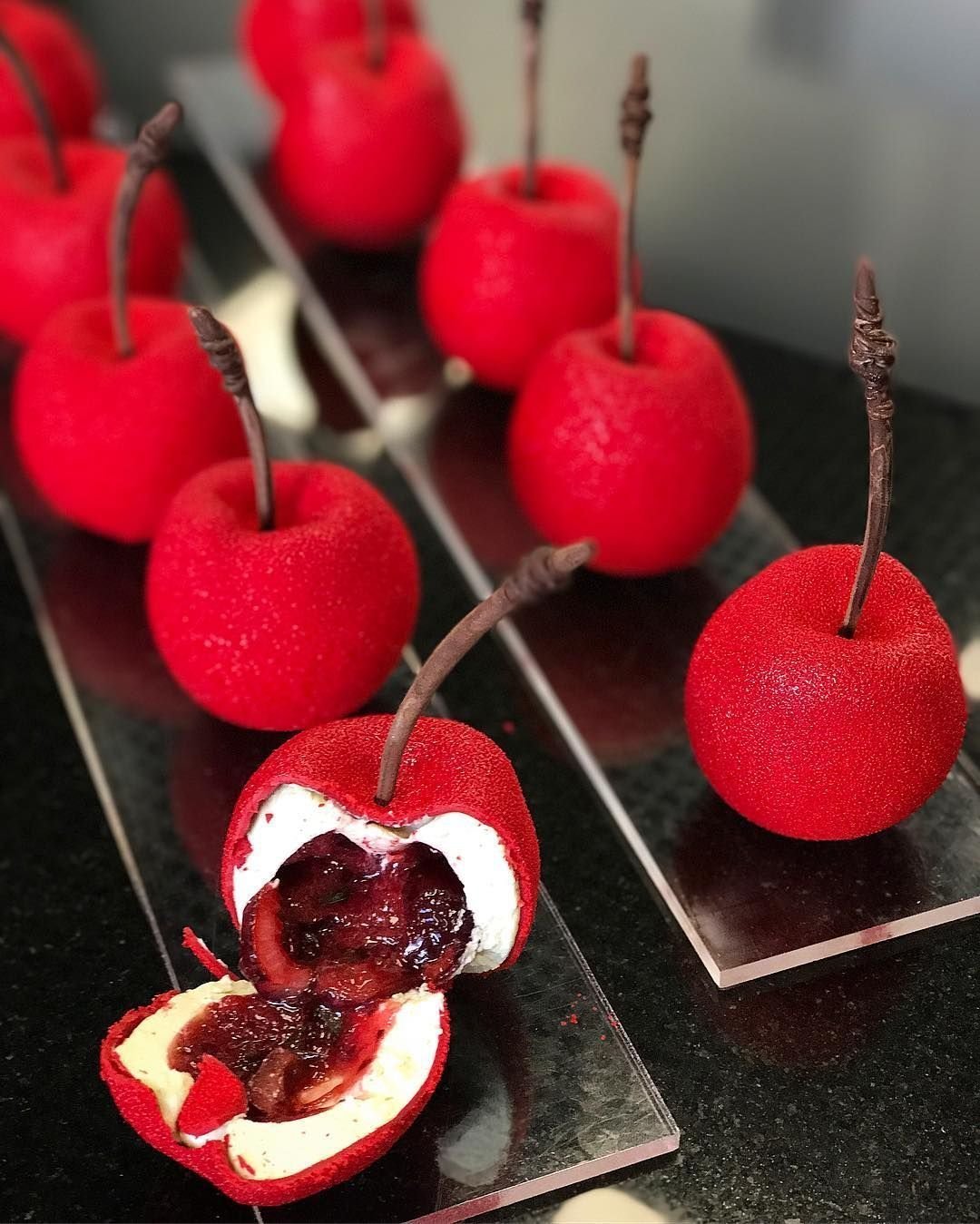 Седрик Гроле фрукты десерт