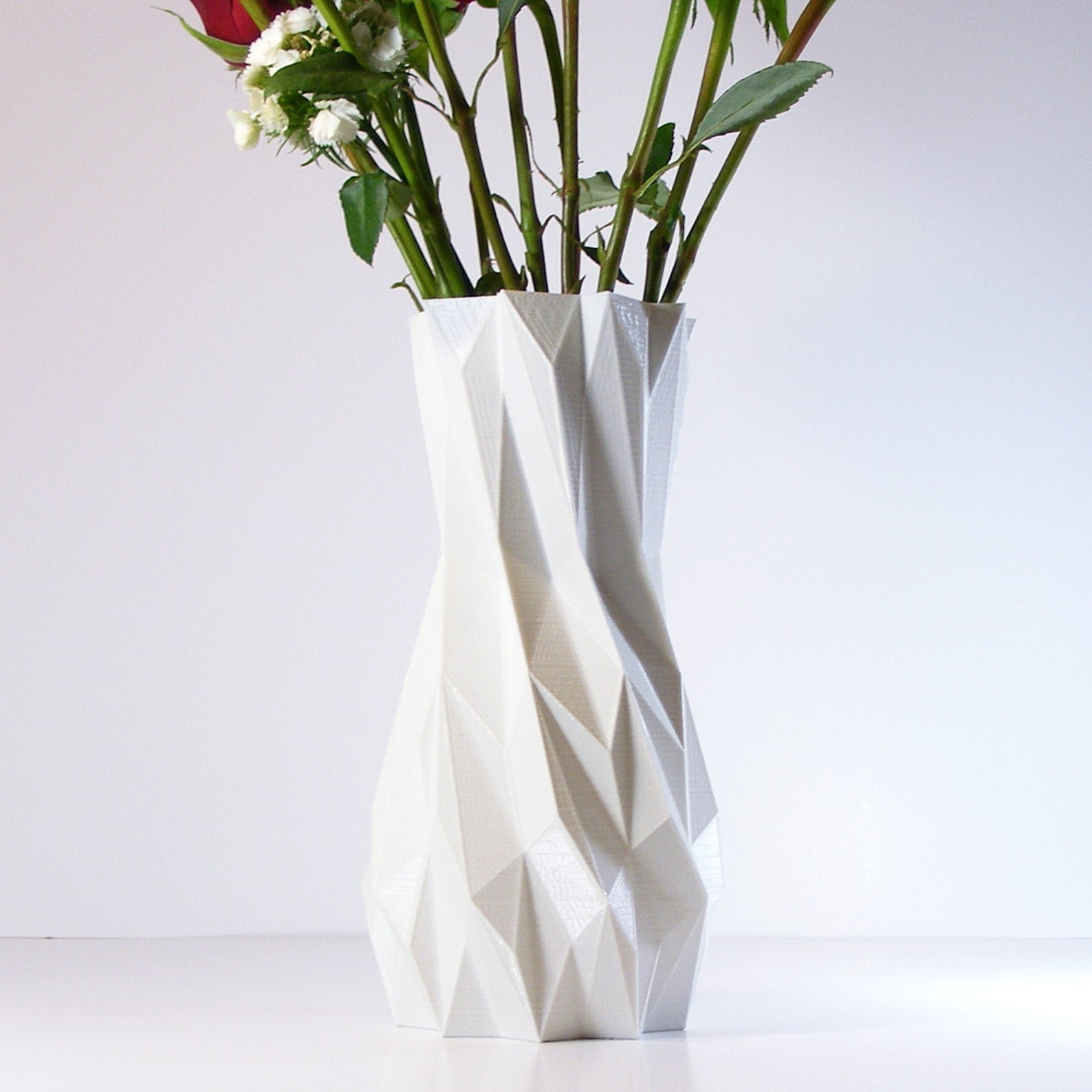 Ваза для больших букетов. Ваза для цветов. Необычные вазы для цветов. Дизайнерская ваза. Длинная ваза для цветов.