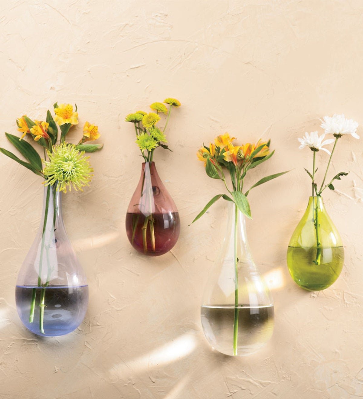Настенная ваза для цветов