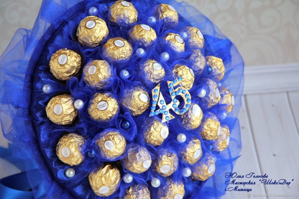 Букет Ferrero Rocher
