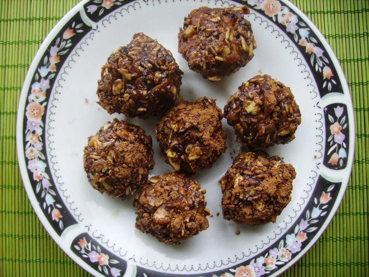 Конфеты из овсяных хлопьев и какао