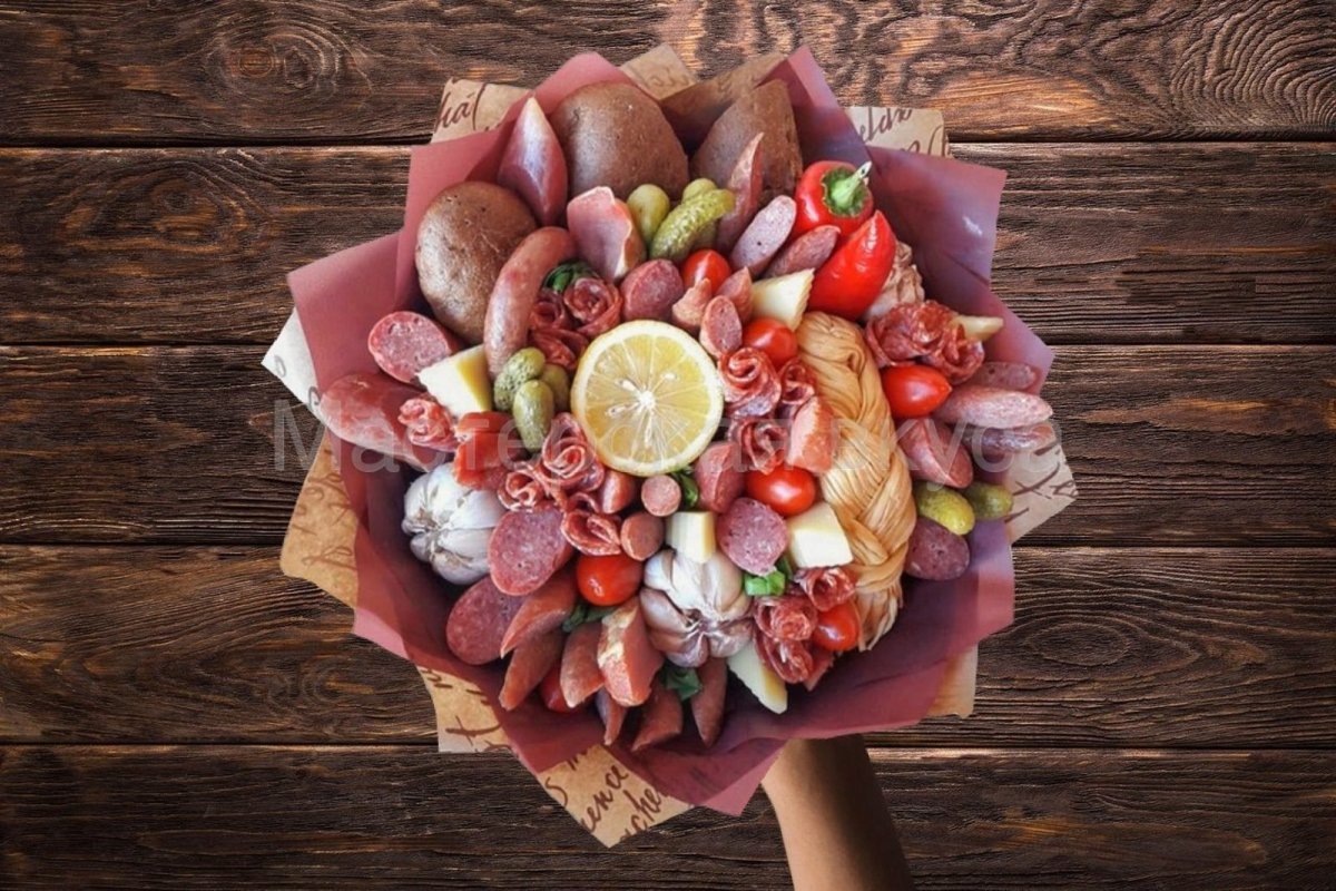 Мясной букет для мужчины в коробке