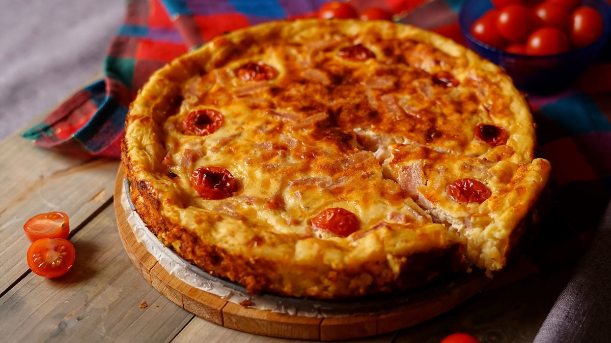 Картофельный пирог с рыбой