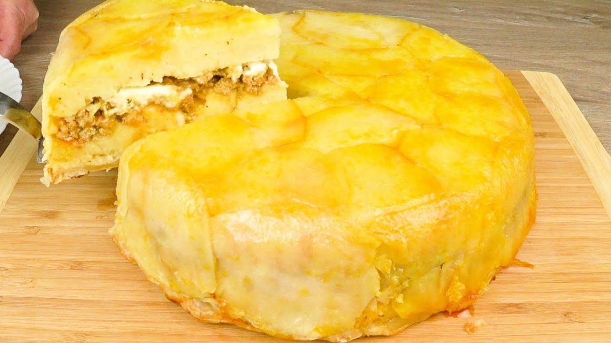 Пирог с беконом и картофелем
