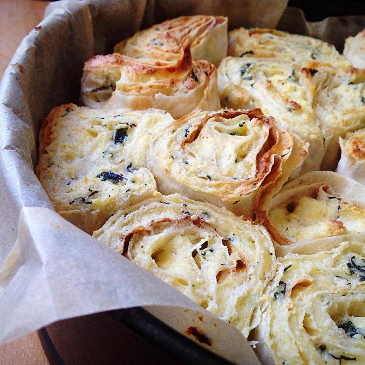 Пирог из лаваша с творогом и сыром