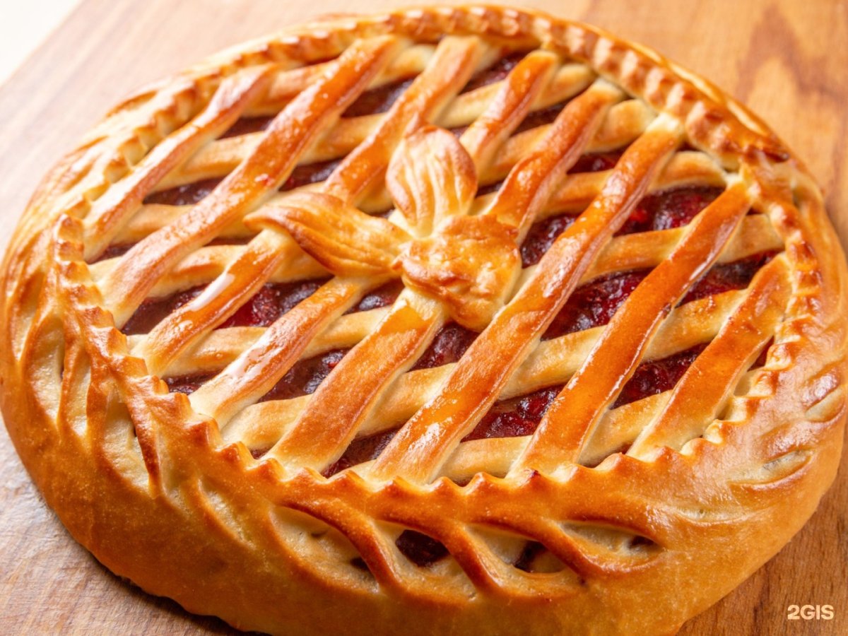 Натюрморт с пирожками
