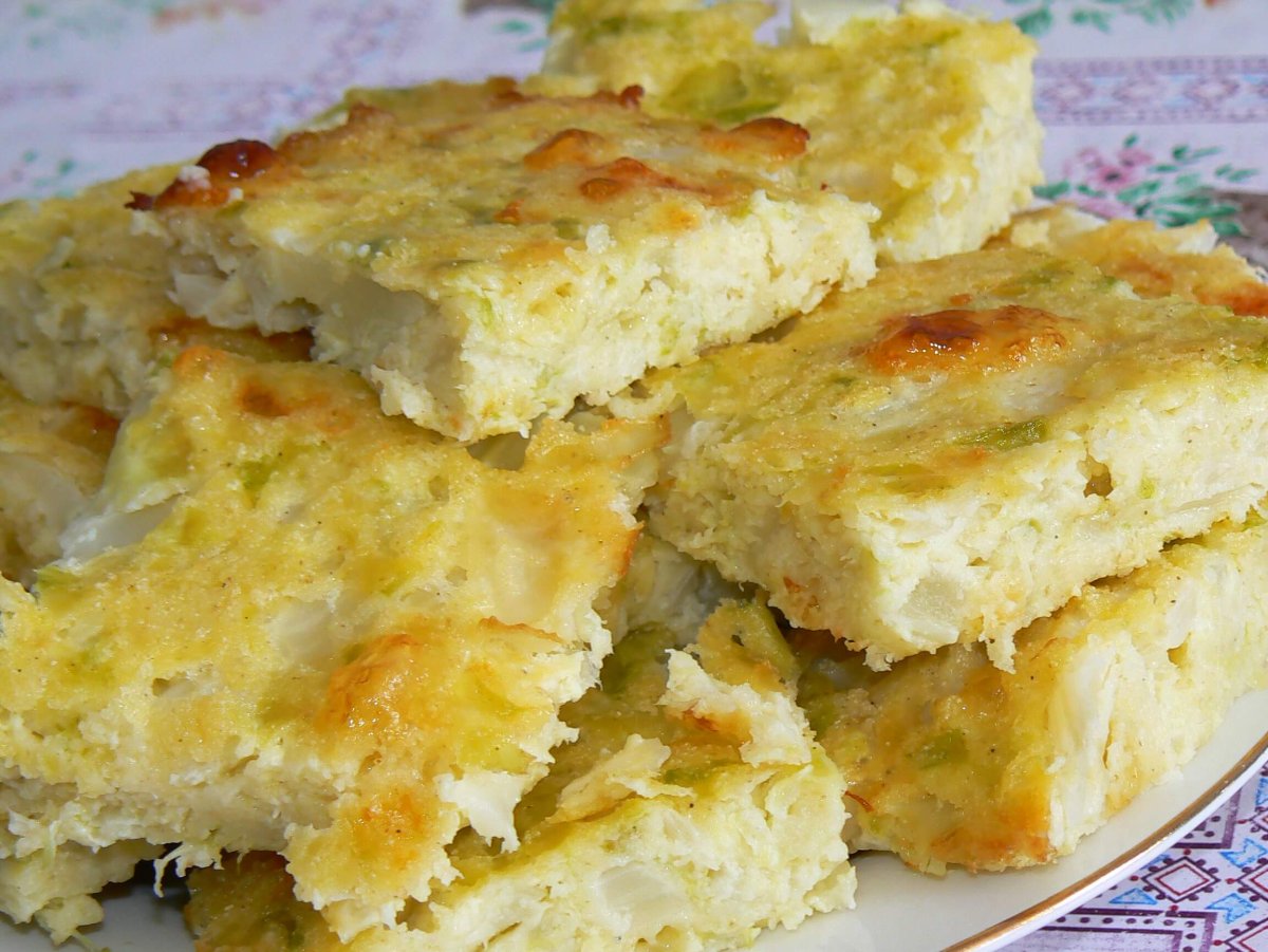 Заливной пирог с капустой в духовке