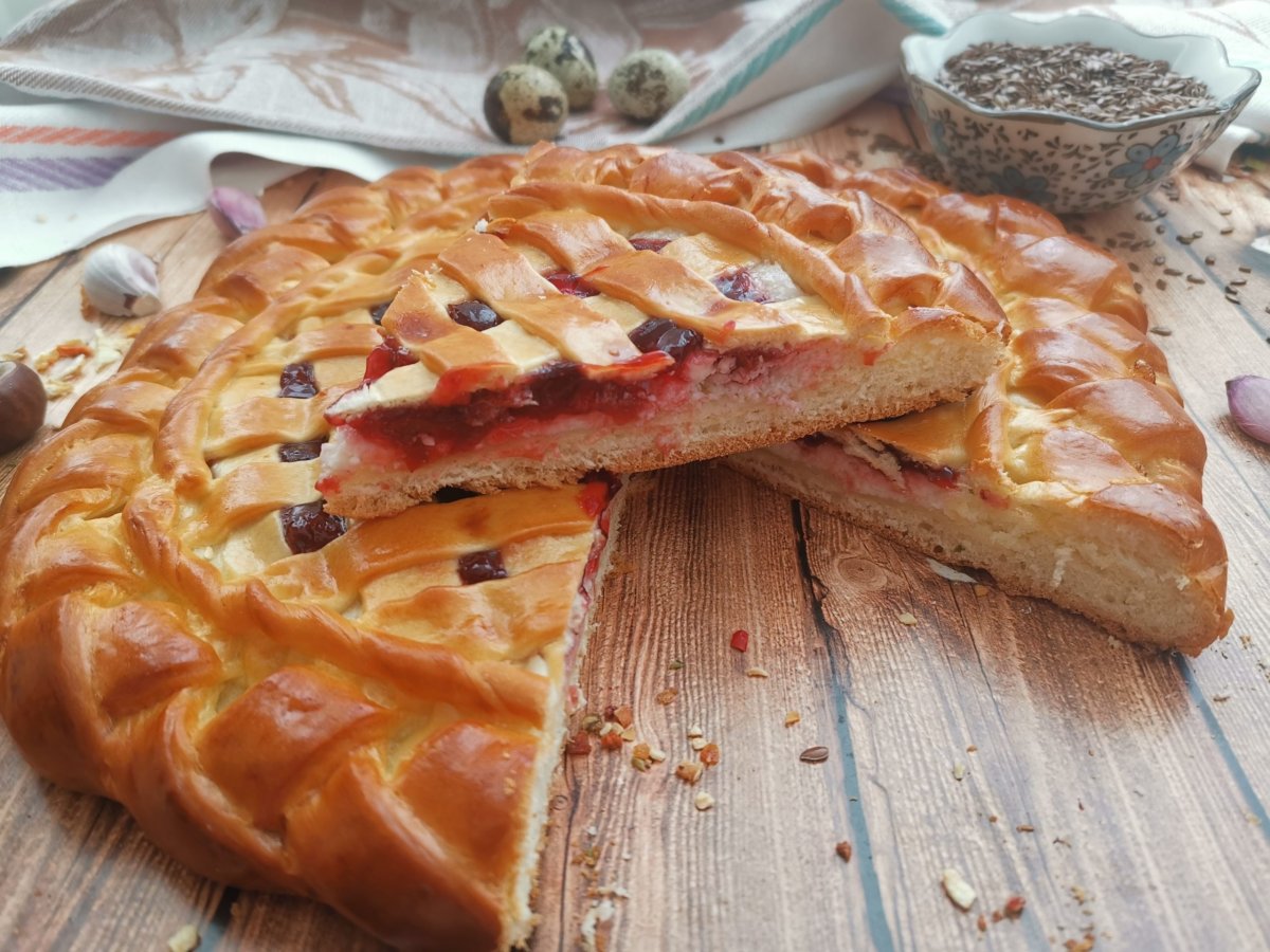 Постная шарлотка с яблоками