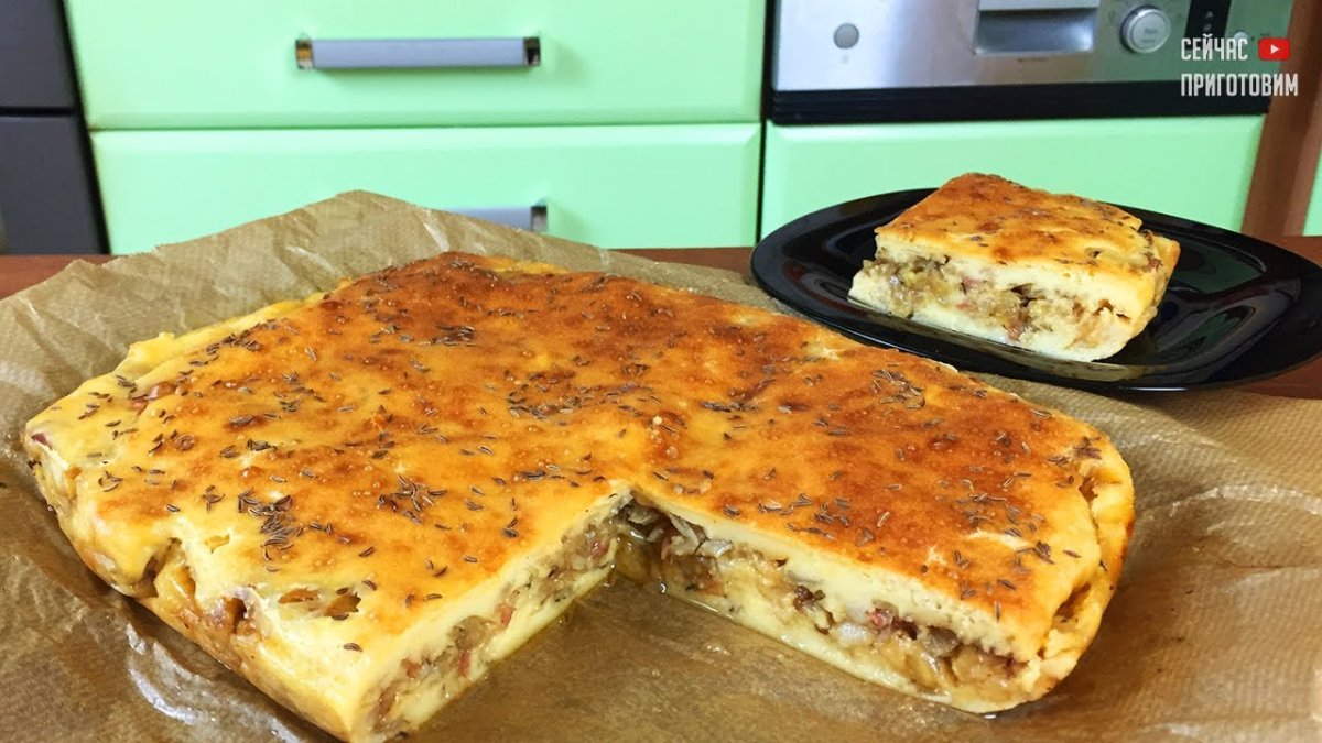 Пирог с зеленым луком и яйцом на сковороде заливной