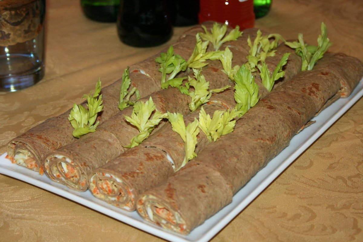 Печеночные рулетики
