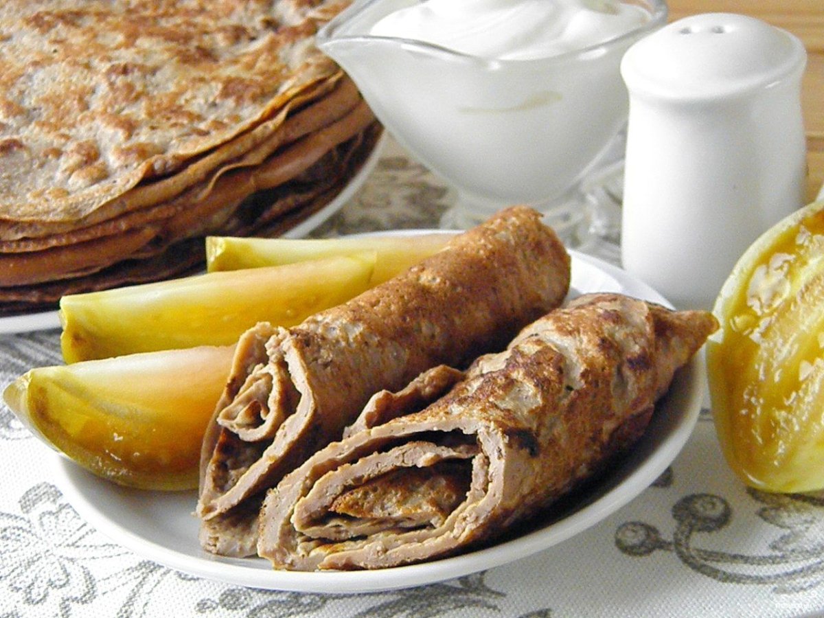 Блины с селедкой