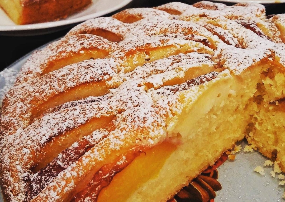 Пирог с персиками свежими