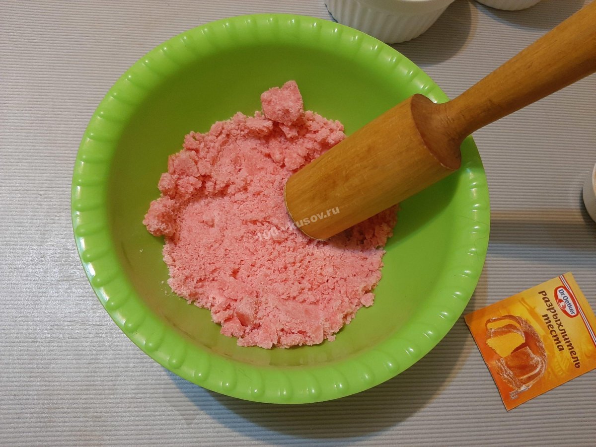 Ленивый пирог с вареньем