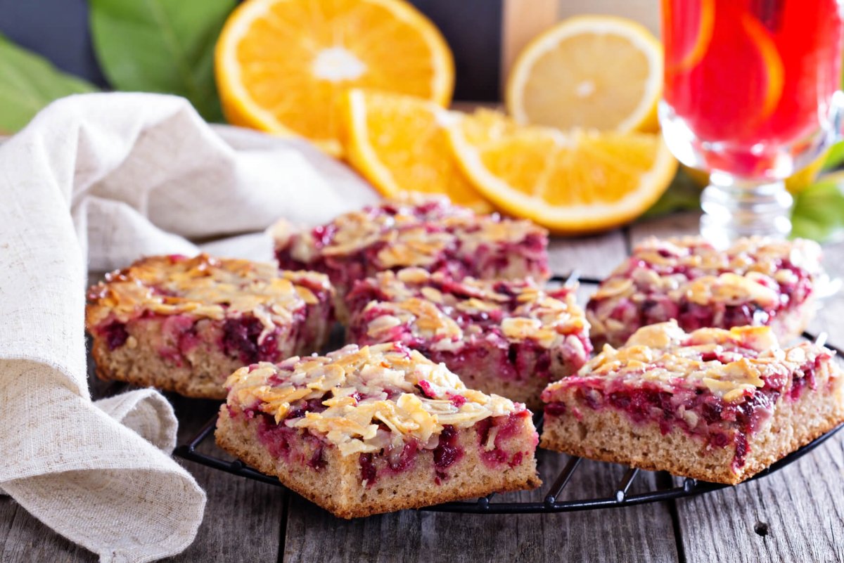 Овсяная шарлотка с яблоками