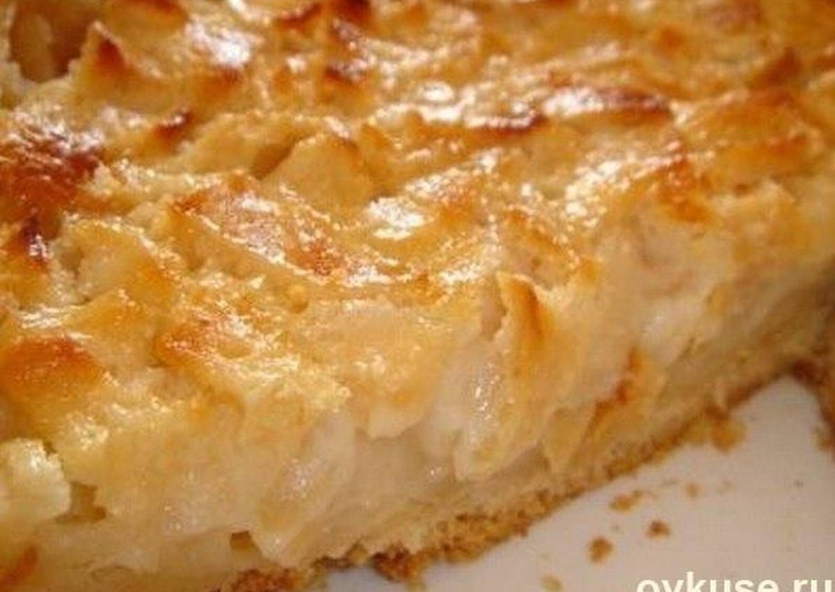 Сочный яблочный пирог