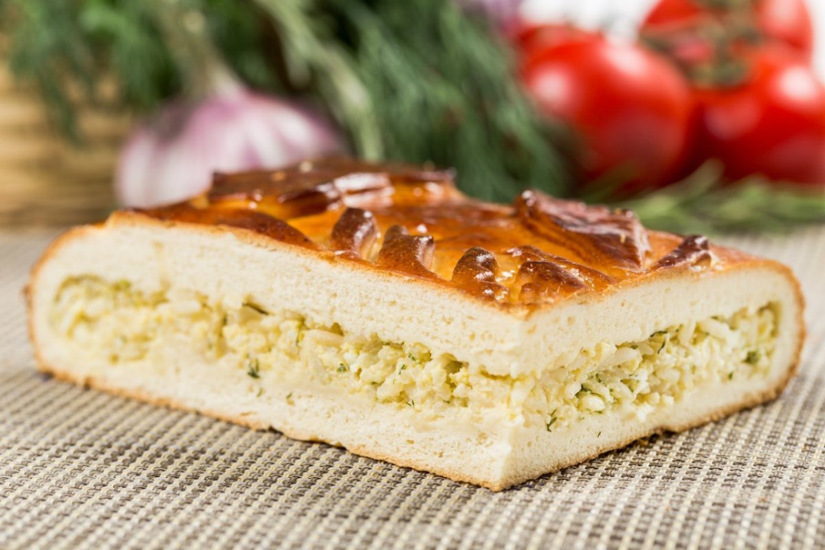 Пирожки с рисом и яйцом