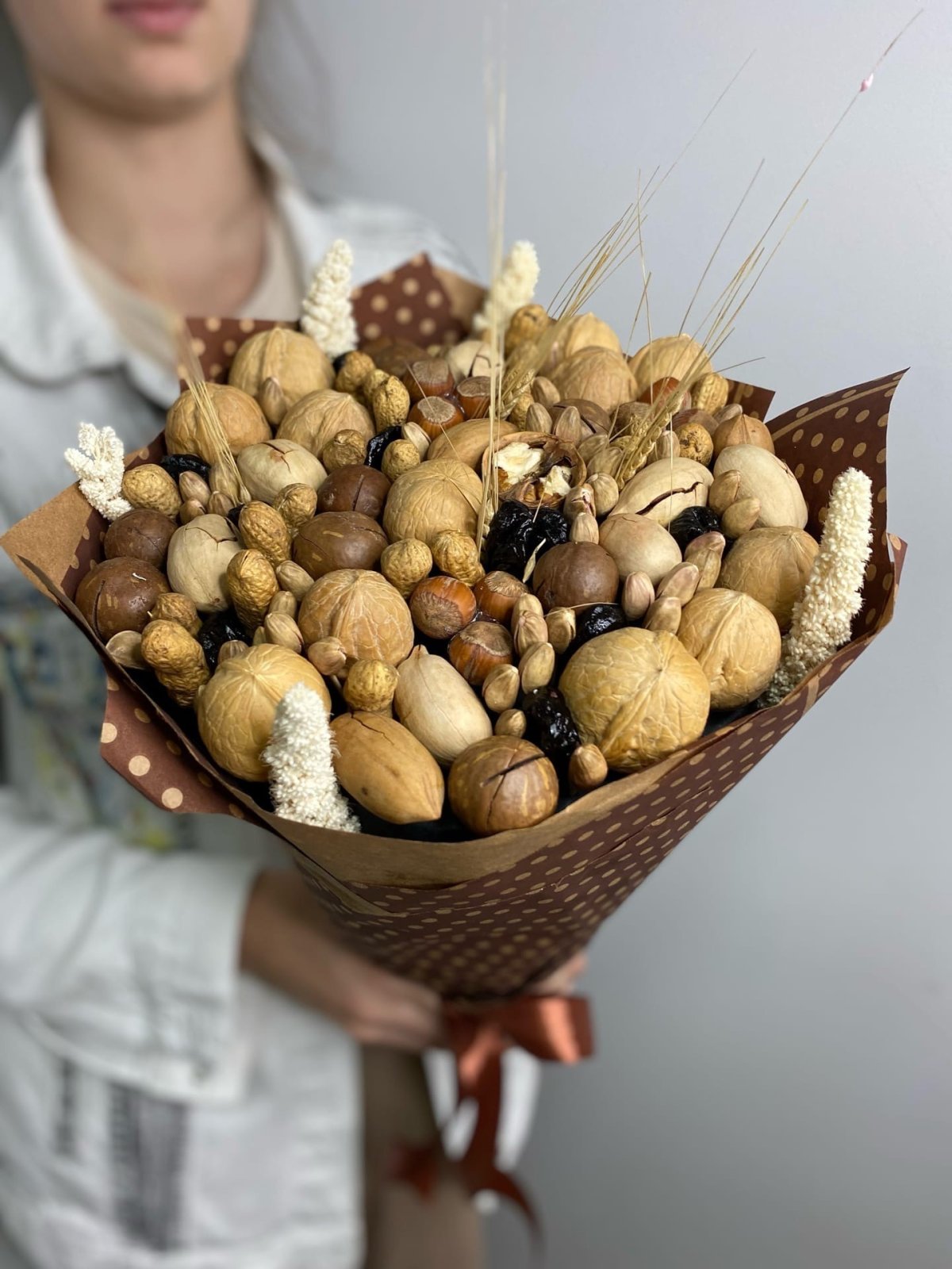 Новогодний Ореховый букет