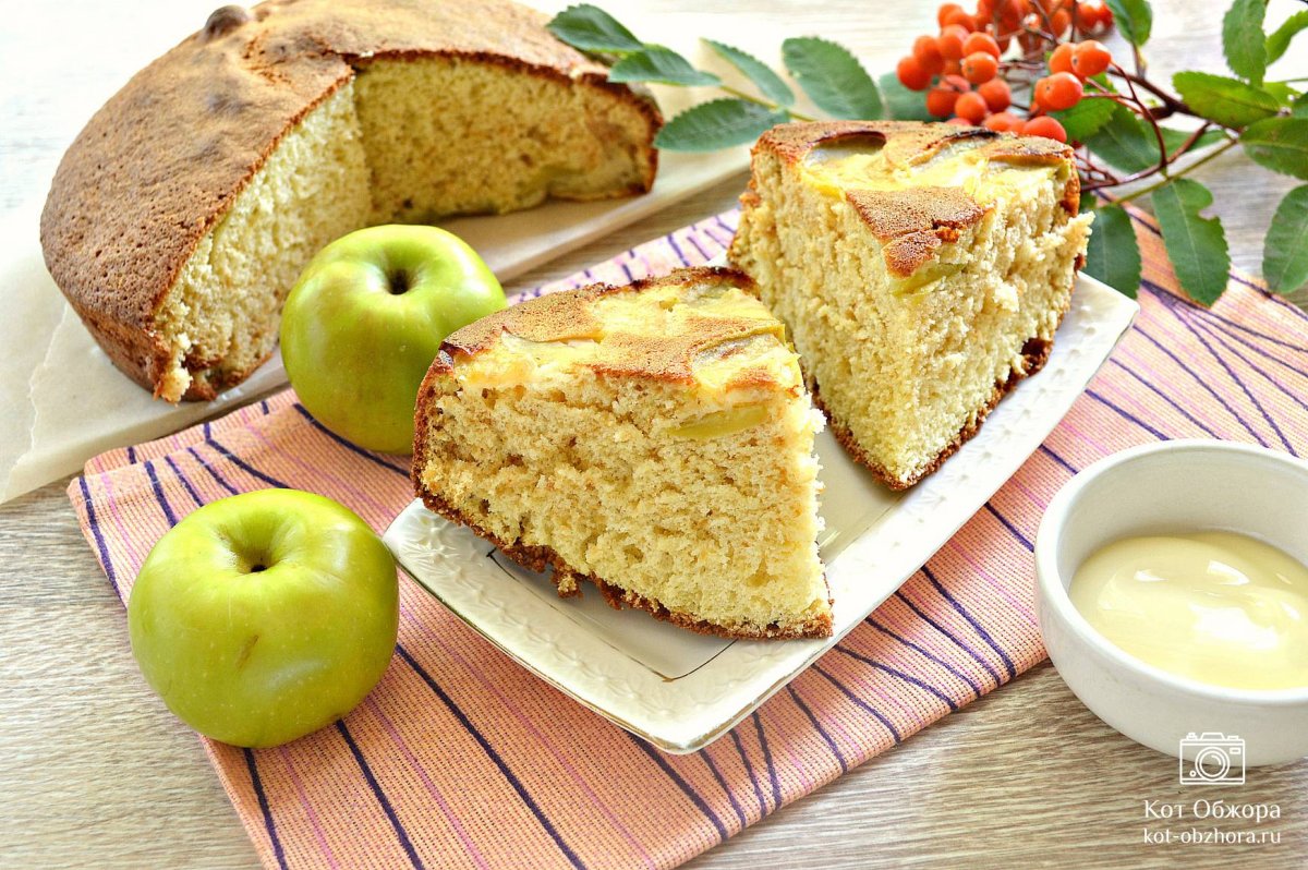 Пирог с яблоками