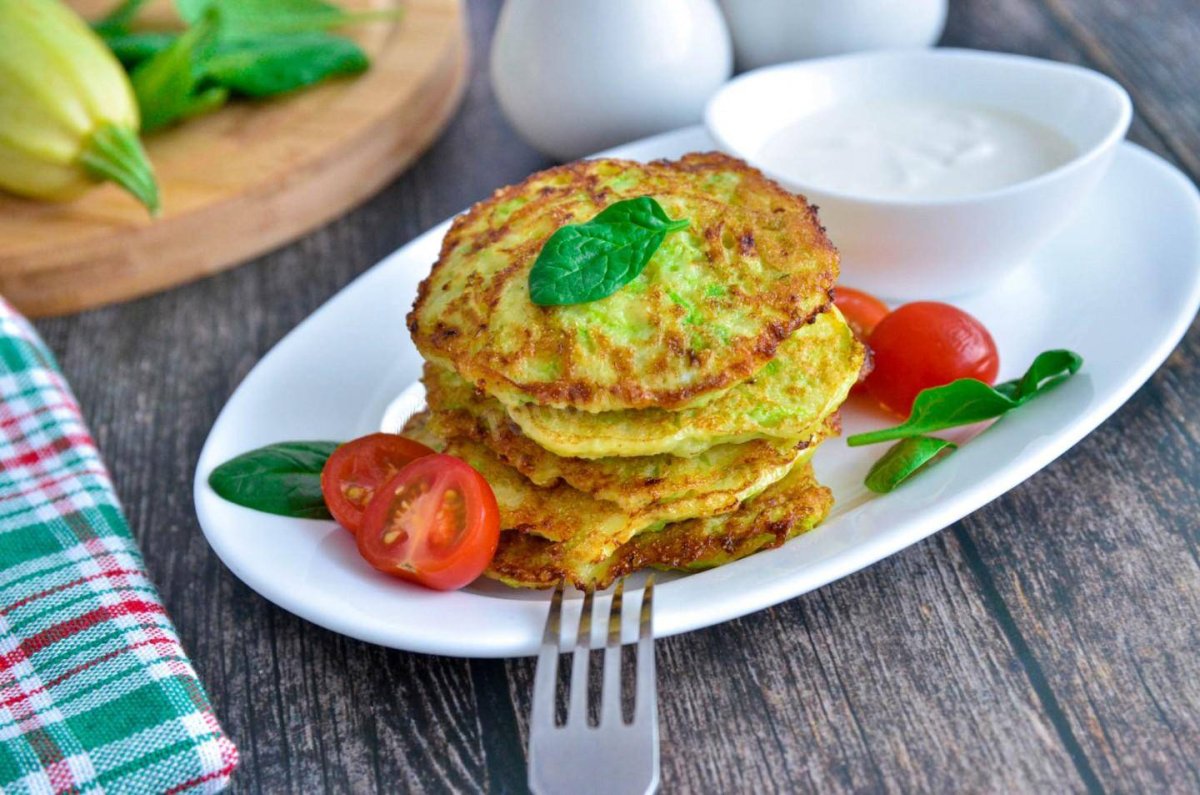 Кабачковые оладьи с манкой