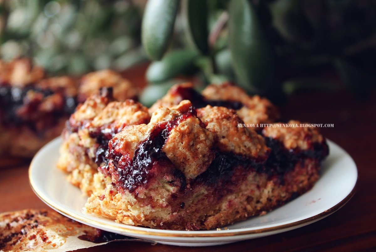Rhubarb Crumble