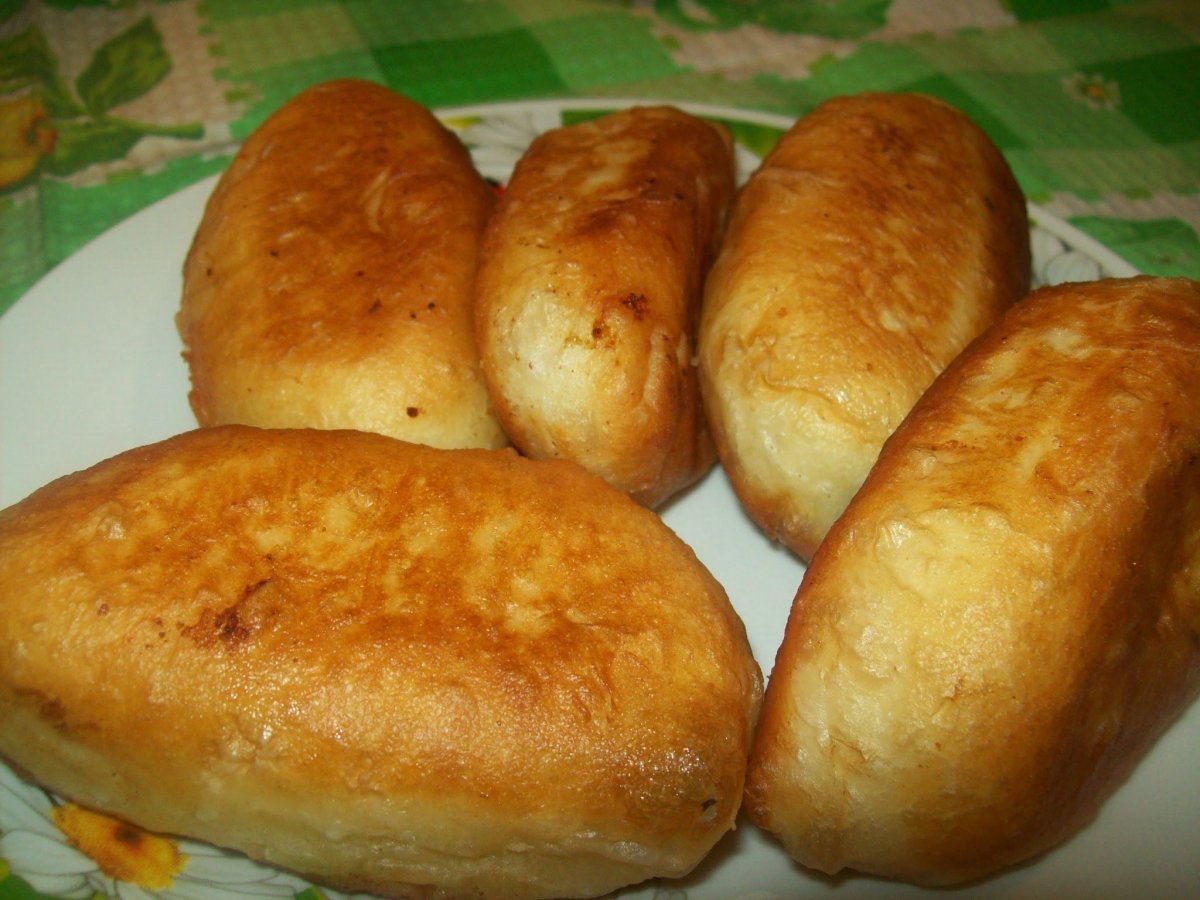 Пирожки с грибами жареные