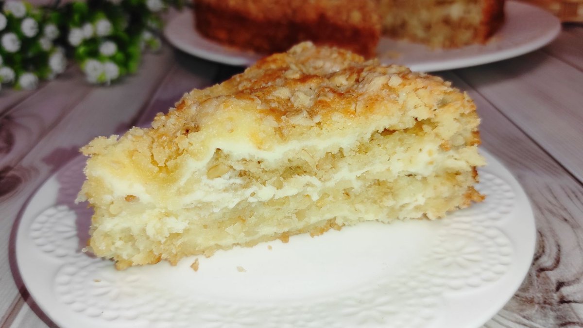 Сметанник с клубникой