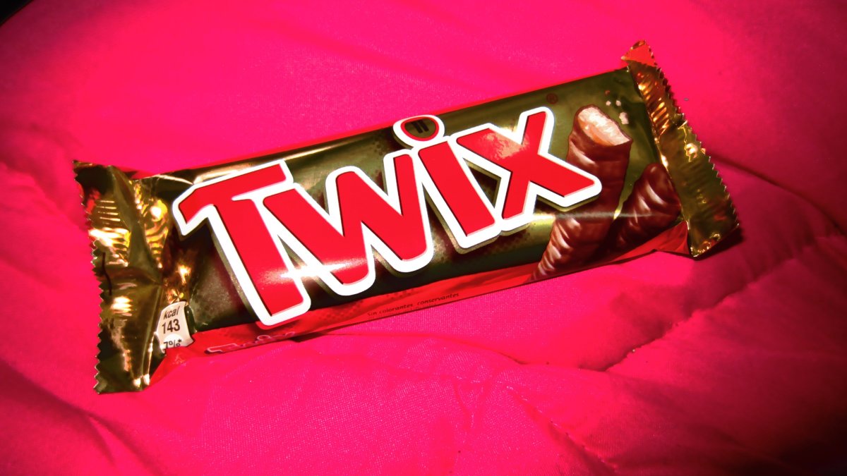 Шоколадные батончики Mars snickers Twix