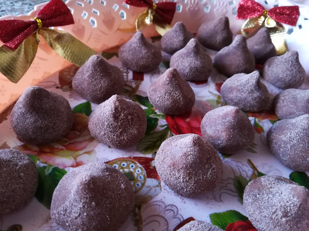 Дорогие конфеты в коробках