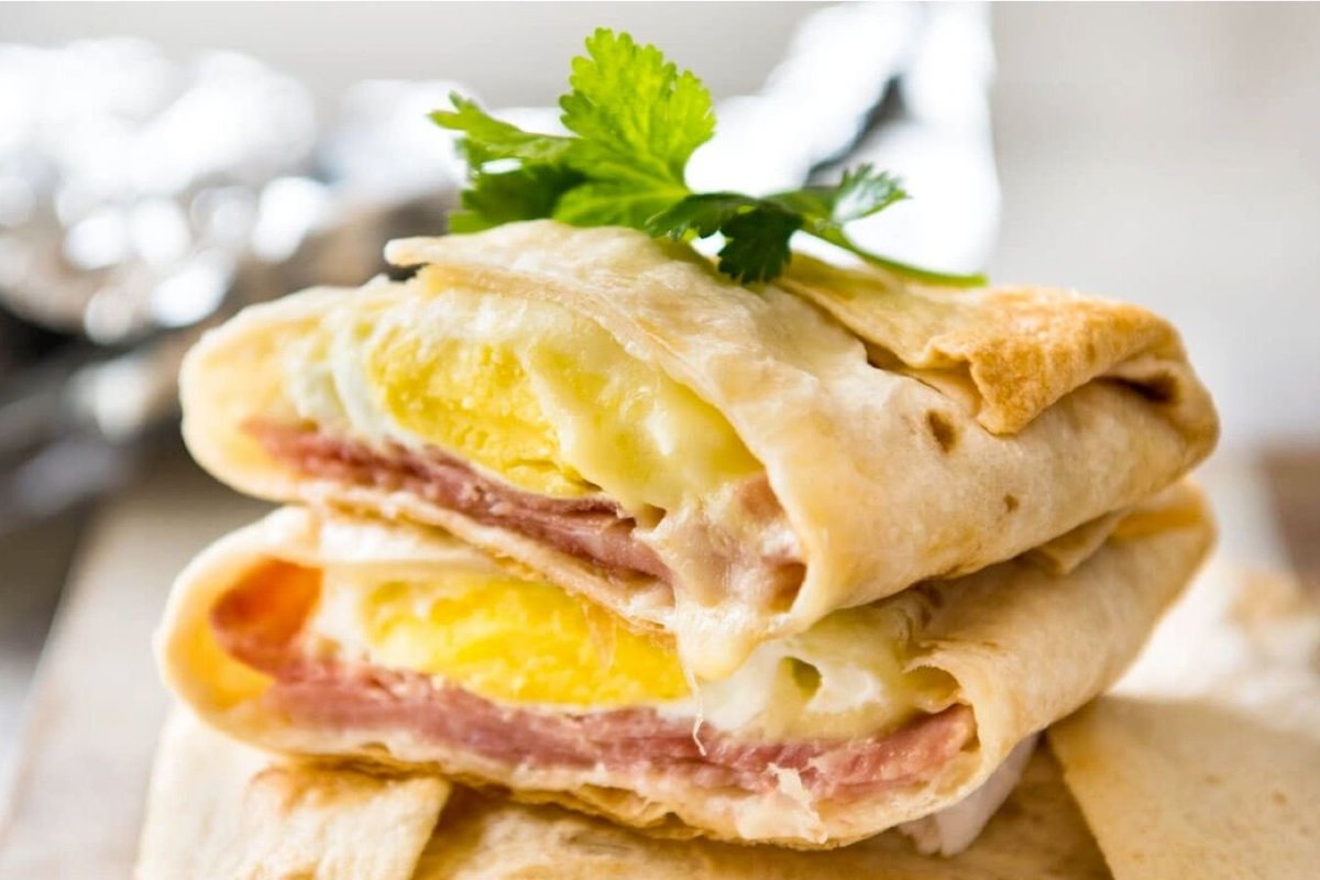 Лаваш с ветчиной и сыром